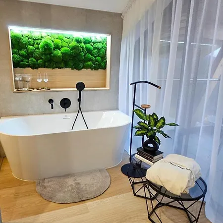 Apartmanica 5b Private Wellness, Garage, *
