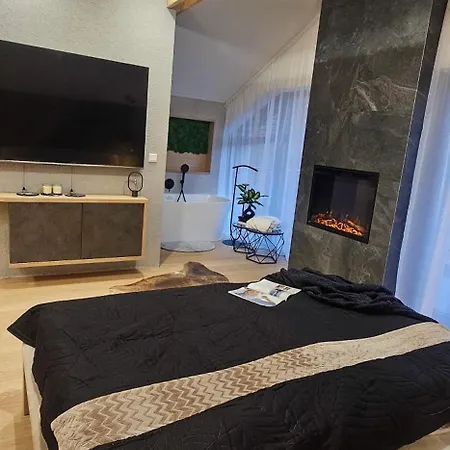 Chalet Apartmanica 5b Private Wellness, Garage, Donovaly
