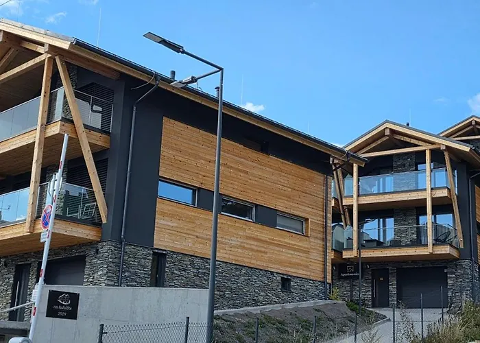 Apartmanica 5b Private Wellness, Garage, 木屋